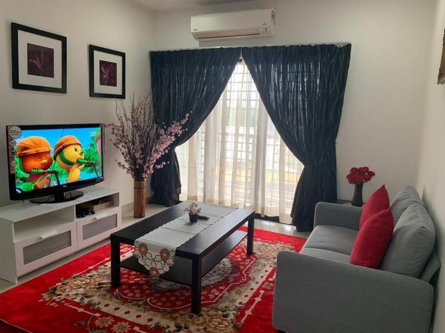 Homestay Shah Alam Bagian luar foto